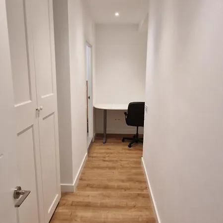 Aloja - Con 5 Hab - 3 Banos - Wifi - 10 Pax - Vut-7363-as Daire