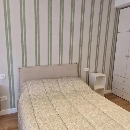 Aloja - Con 5 Hab - 3 Banos - Wifi - 10 Pax - Vut-7363-as *