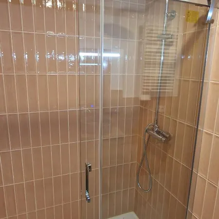 Διαμέρισμα Aloja - Con 5 Hab - 3 Banos - Wifi - 10 Pax - Vut-7363-as